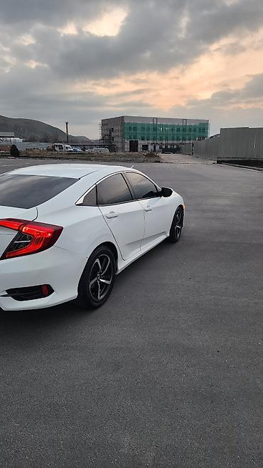 Honda: Honda Civic: 2017 г., 2 л, Бензин, Седан — 4