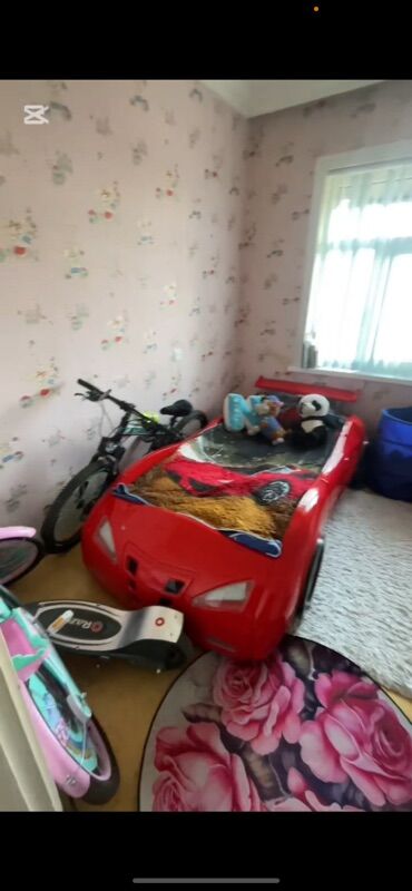 Köhnə tikili: Satılır: Yeni Gəncə icra hakimiyyətinin qarşısı Karizma restoranın — 8