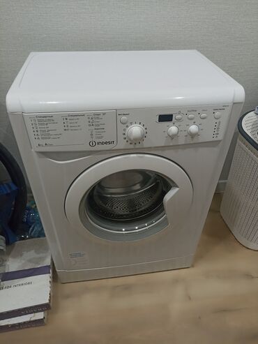 сушилки б у: Стиральная машина Indesit, Автомат, До 6 кг, Узкая at lalafo.kg сушилки б у: Стиральная машина Indesit, Автомат, До 6 кг, Узкая