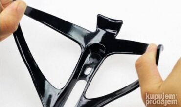 Dodaci za bicikl: **BELI; CRVENI I CRNI dok traju zalihe AKCIJA** **NOVO rastegljivi pvc — 7