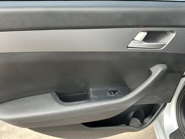 Hyundai: Hyundai Sonata: 2019 г., 2 л, Автомат, Бензин, Седан — 11