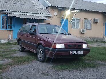 мини экскавтор: Volkswagen Passat: 1991 г., 2 л, Механика, Бензин, Минивэн