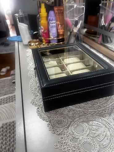 Наручные часы: Saat qutusu – 10 bölməli - Material: qara rəngli ekodəri üzlük, ağ — 4