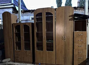 кухонные буфеты: Стенка-шкаф, Тип стенки-шкафа: Модульная, Для зала, Б/у, Особенности: Для хранения посуды — 1