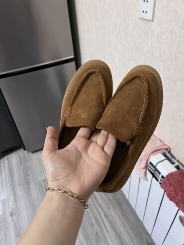 женские мокасины на шнурках: Lofer dəridir 80 alinib iki dəfə geyilib 37 olçudur - Rəng