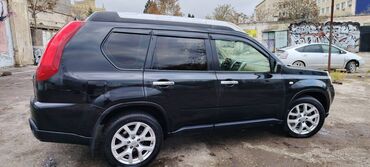 Nissan: Nissan X-Trail: 2.5 l | 2013 il Ofrouder/SUV — 2