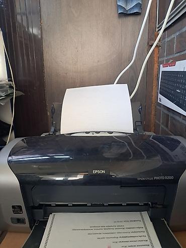 Принтеры: Принтеры/МФУ Epson с системой подачи чернил 1)1шт епсон 3210 и 2шт — 1