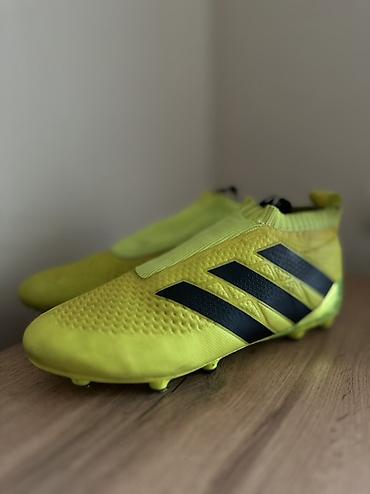 Butslar Adidas, Ölçü: 42, İşlənmiş lalafo.az -da Butslar Adidas, Ölçü: 42, İşlənmiş