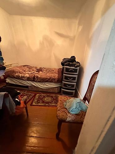 Продажа коттеджей и домов: Продается пол дома в Рабочем городке пер. Яблочный. Дом 1970г at lalafo.kg — 10 Продажа коттеджей и домов: Продается пол дома в Рабочем городке пер. Яблочный. Дом 1970г — 10