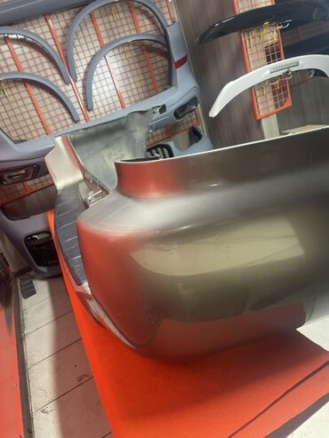 Бамперы и комплектующие: Бампер Toyota, Б/у, Оригинал — 7