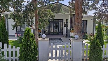 Аренда коттеджей и домов на Иссык-Куле: Коттедж, Chaika Resort, Сары-Ой, 6 мест — 16