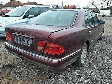 pr auto lajkovac: MERCEDES E 290 E290TD | Godište 1998. Kilometraža 500.000 km Gorivo — 4