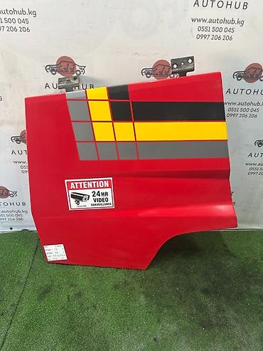 коробка рено: Крышка багажника (правая) для RENAULT T-series ТЯГАЧ DXI-13 (D13 K2) — 1