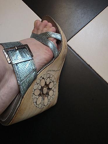 sendel: Qadın üçün platformalı sandal - Üst hissə: Metalik gümüş rəngdə, ilan — 10