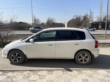 фонда сивик: Honda Civic: 2003 г., 1.5 л, Вариатор, Бензин, Хэтчбэк