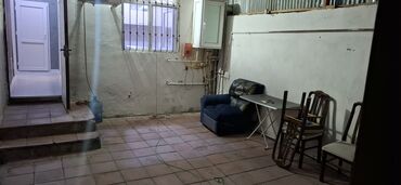 Otaqların uzunmüddətli kirayəsi: Xirdalan texnikomun yaninda 2otaqlı geniş həyəti olan ev kiraye — 14