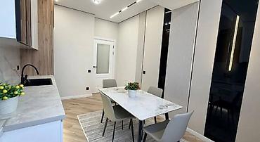 70: 2 комнаты, 70 м², Элитка, 9 этаж, Дизайнерский ремонт — 9