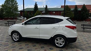 Hyundai: Hyundai ix35: 2 l | 2013 il Ofrouder/SUV — 5
