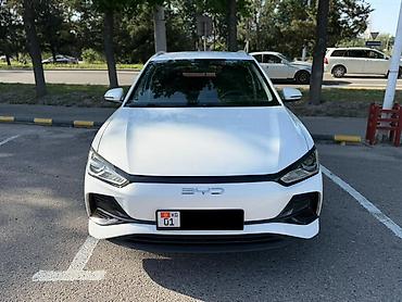 BYD: BYD E2: 2023 г., Электромобиль, Хэтчбэк — 2