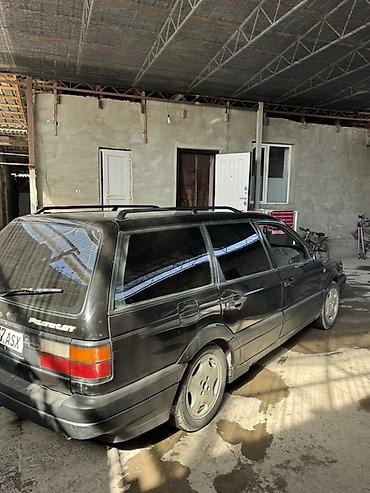bmw 2016: Volkswagen Passat Variant: 1990 г., 1.8 л, Механика, Бензин, Универсал — 2