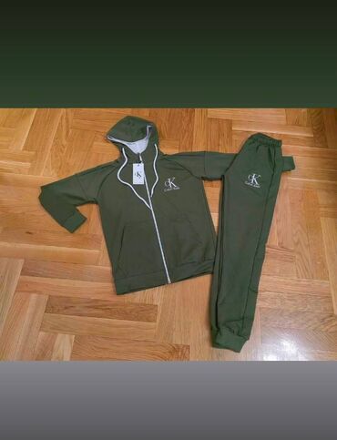 Gornji i donji deo: Ženske pamučne trenerke S,M,L,XL,XXL,3XL veličine za samo 3900 din
pb — 5