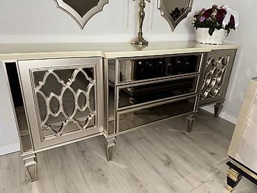 Mebel: Qonaq otağı üçün, İşlənmiş, Açılmayan, Dördbucaq masa, 8 stul — 1