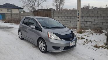 ланд крузер 200: Honda Fit: 2009 г., 1.8 л, Механика, Бензин, Хэтчбэк