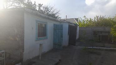 Продажа коттеджей и домов: Продаётся дом в г. Балыкчы Площадь — 65 кв.м, участок — 5 соток — 6