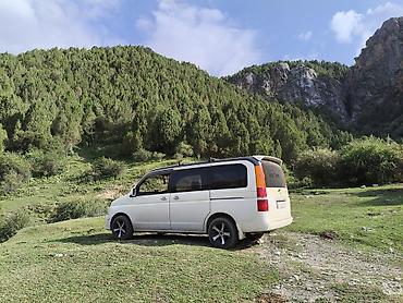 Honda: Honda Stepwgn: 2001 г., Минивэн — 3