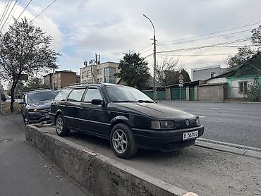 Volkswagen Passat: 1992 г., 2 л, Механика, Бензин, Универсал