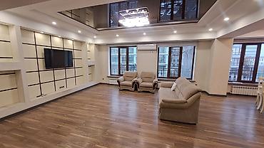 Долгосрочная аренда квартир: 3 комнаты, Собственник, Без подселения, С мебелью полностью — 1