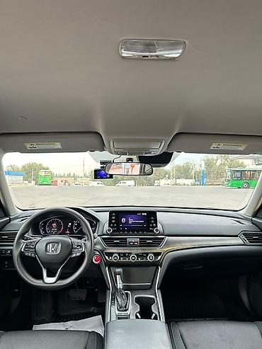14: Honda Accord: 2018 г., 1.5 л, Автомат, Бензин, Седан — 9