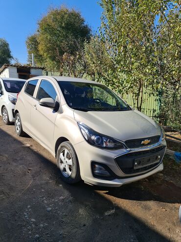 электо машина: Chevrolet Spark: 2018 г., 1 л, Вариатор, Бензин, Хэтчбэк