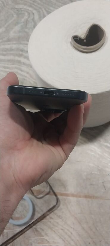 Apple iPhone: IPhone 15, 128 GB, Midnight, Barmaq izi, Face ID — 2