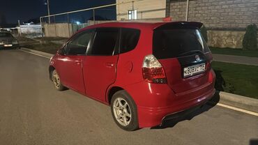 авто сатуу: Honda Fit: 2003 г., 1.3 л, Автомат, Бензин, Хетчбек