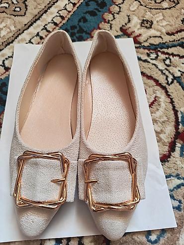 Mokasin və loferlər: Qadın loaferləri – krem rəng - Model: qadın düz ayaqqabı/loafer - — 2