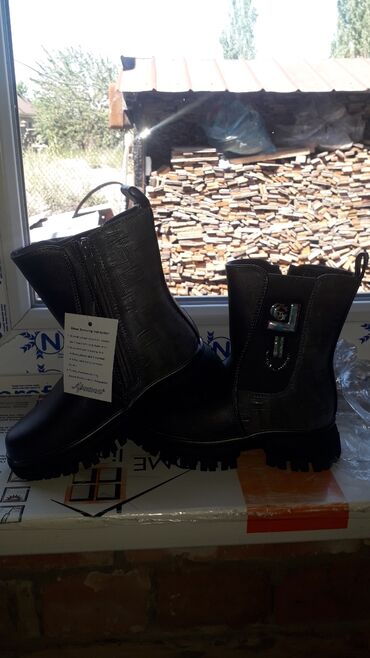 Детская обувь: Зимние детские сапоги 29размер — 6