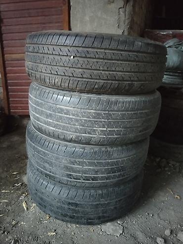 Комплект из 4 автомобильных шин - Размер: 235/65 R17 - Индекс