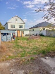 продаю дом токмаке: Үй, 220 кв. м, 5 бөлмө, Менчик ээси, Косметикалык оңдоо