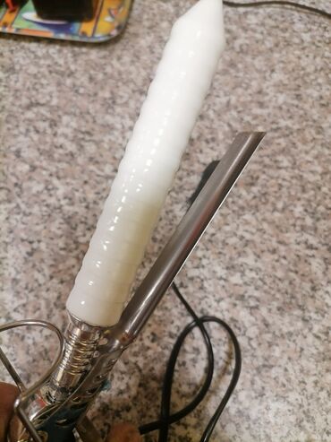 Figaro za kosu: Figaro - grejni deo je keramika. Ima oslonac, sa štipaljkom. Pogodna na lalafo.rs — 6 Figaro za kosu: Figaro - grejni deo je keramika. Ima oslonac, sa štipaljkom. Pogodna — 6