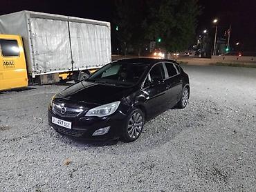 Opel: Opel Astra: 2010 г., 1.8 л, Механика, Хэтчбэк — 2