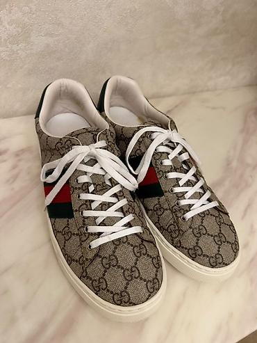 gucci ayaqqabı: Gucci Ace kişi/kadın krossovkaları - Model: Gucci Ace - Material: GG — 1