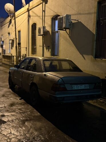 сколько стоит мопед: Mercedes-Benz W124: 2 l | 1992 il Sedan