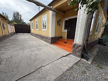Үйлөрдү сатуу: 6 бөлмө, 110 м², 10 соток, Сокулук, Менчик ээси — 4