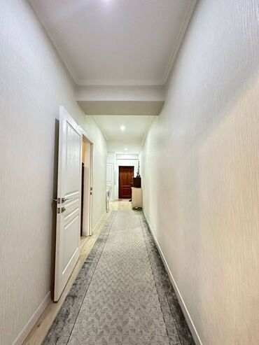 эмаком: 2 комнаты, 71 м², Элитка, 2 этаж, Дизайнерский ремонт
