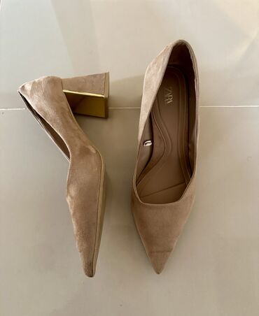 zara salonke 2022: Pumps, Zara, 39