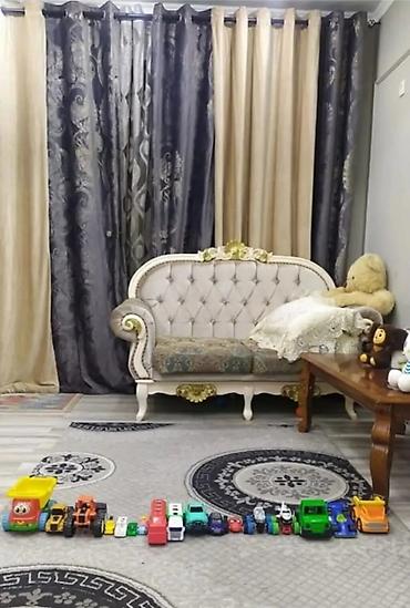 sofa: Прямой диван, Б/у — 2