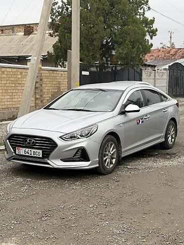 Hyundai Sonata: 2019 г., 2 л, Автомат, Газ, Седан