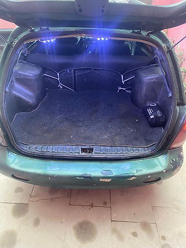Hyundai: Hyundai Elantra: 1.6 l | 1997 il Universal — 27