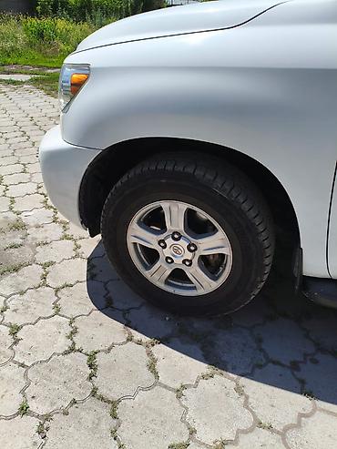 sequia: Toyota Sequoia: 2011 г., 5.7 л, Автомат, Бензин, Внедорожник — 6